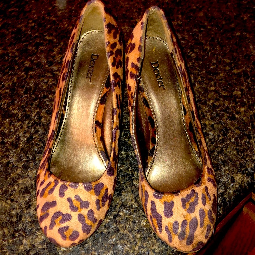 Dexter dress shoes.